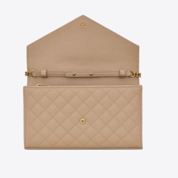 ENVELOPE CHAIN WALLET IN MIX MATELASSÉ GRAIN DE POUDRE EMBOSSED LEATHER - Picture 4 of 12